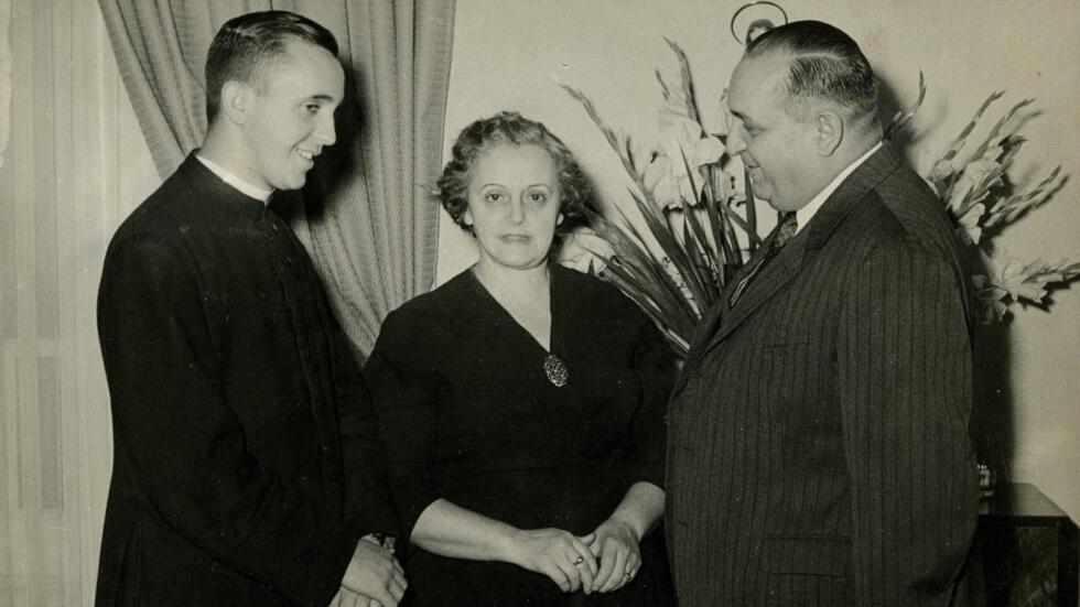 Jorge Mario Bergoglio, with his mother Maria Regina Sivori and his father Mario Jose Bergoglio, in 1958 in Buenos Aires.